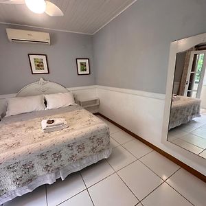 Estudio Deluxe con Cama Queen